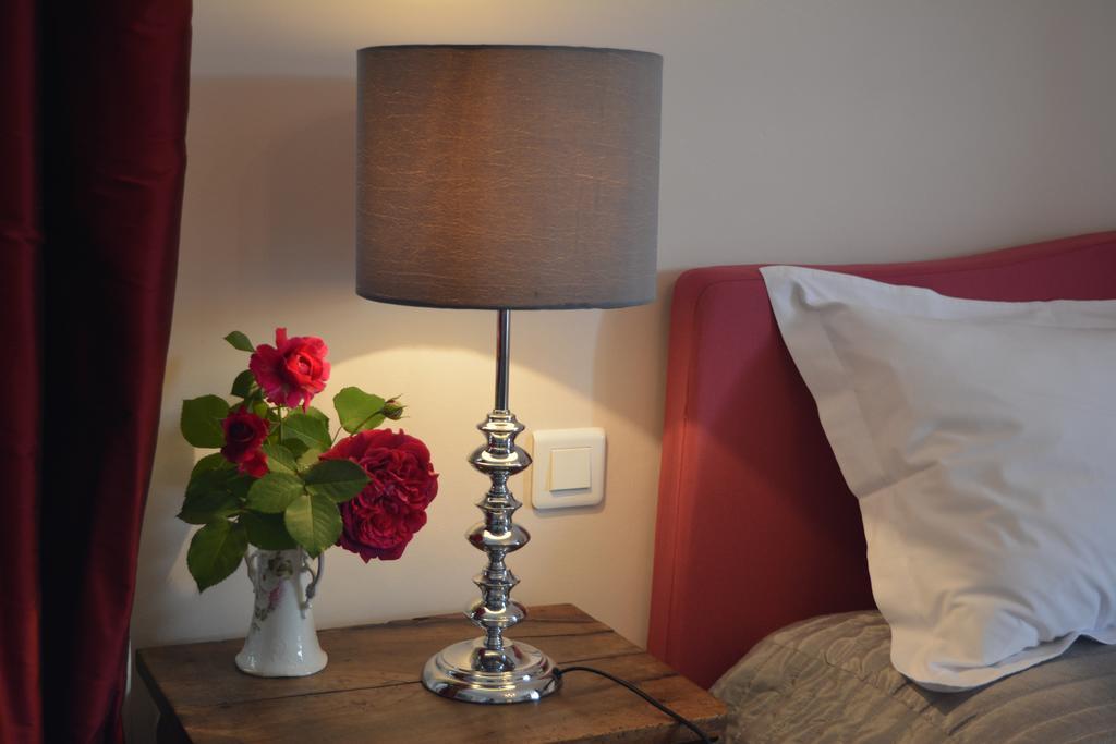 La Maison Du Parc Bed & Breakfast Lacave  ภายนอก รูปภาพ